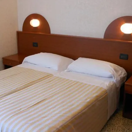 Pineta Szálloda 3*